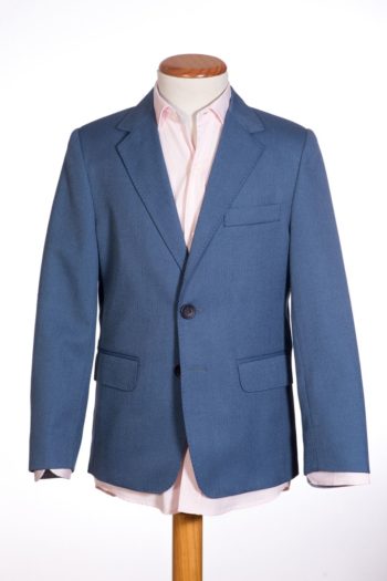 Chaqueta de Niño Americana Azul niño 2 botones. Tejido ojo de perdiz. Completamente forrada. Composición: 70% Poliester 30% Rayon Diseñada y confeccionada en España